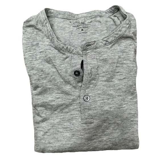 Banana Republic Henley T-shirt Men's Medium Gray Soft Wash Organic Cotton Shirt - Picture 3 of 11